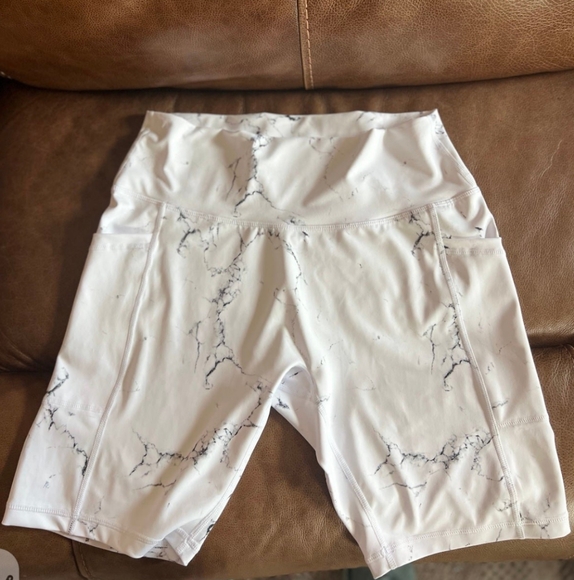 Buffbunny Collection Pants - 💕Buffbunny Marble Biker Shorts XL